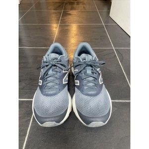 New Balance Women's 520v7 Grey/Pink Running Shoes Used Great Condition Size 9